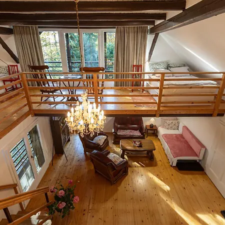 Počitniška hiša Hisa Jaglenka