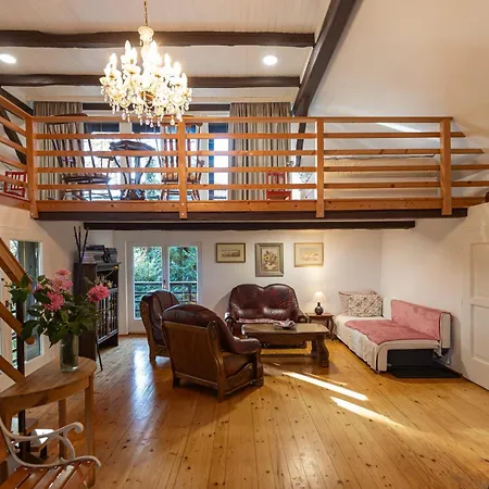 Počitniška hiša Hisa Jaglenka *