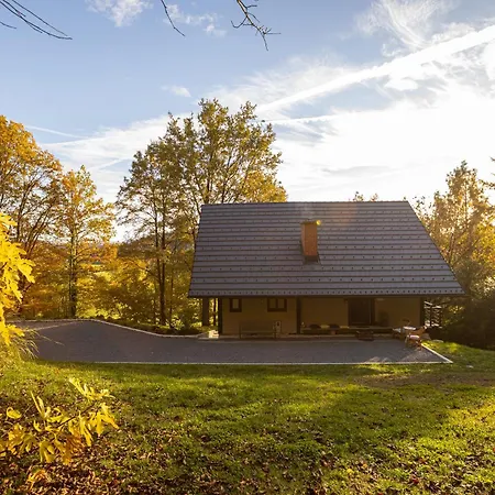 Počitniška hiša Hisa Jaglenka