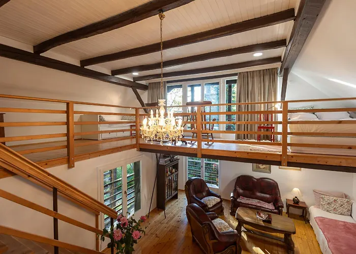 Hisa Jaglenka * Ponikva